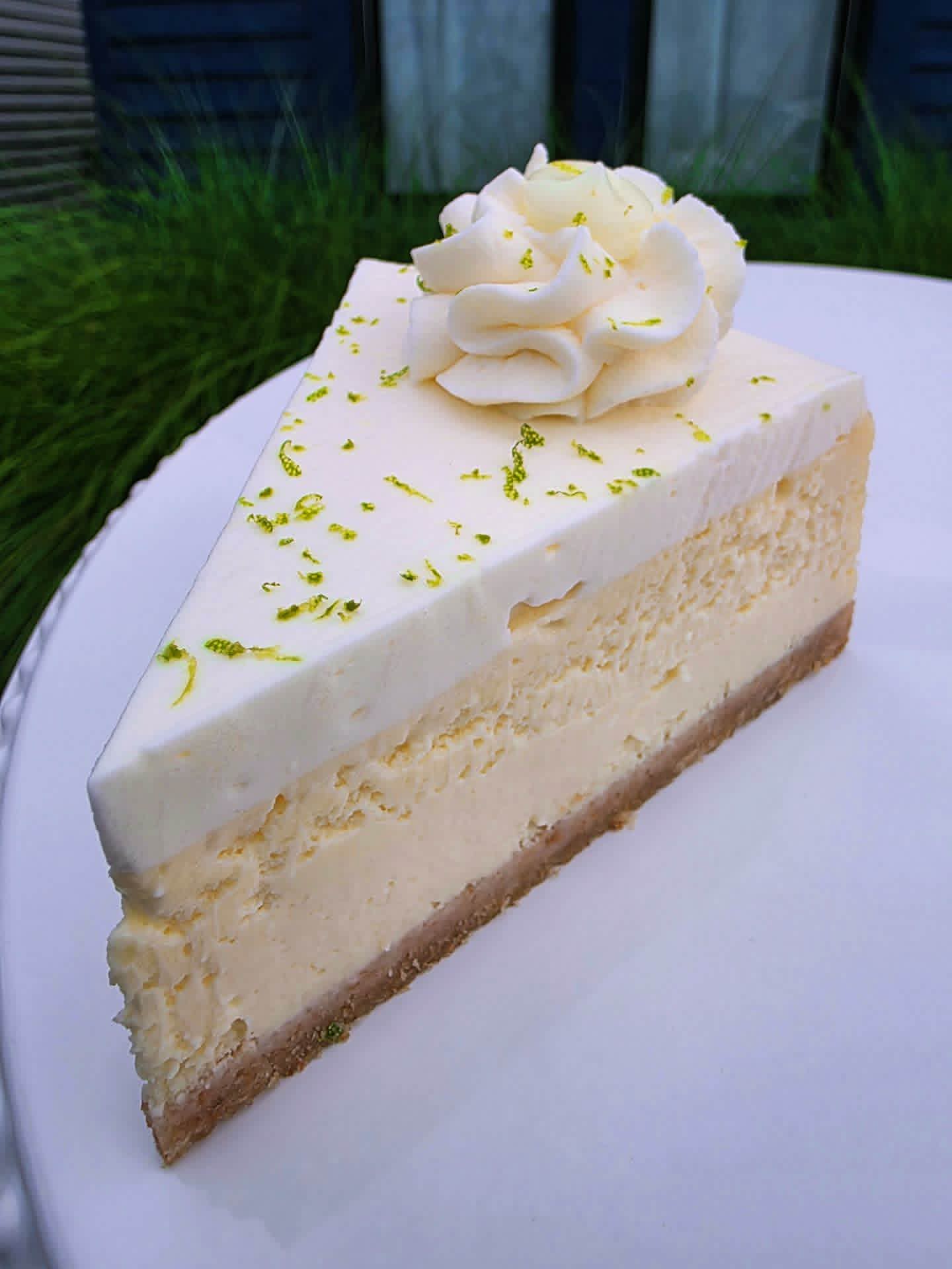 Key-Lime-Pie-Cheesecake